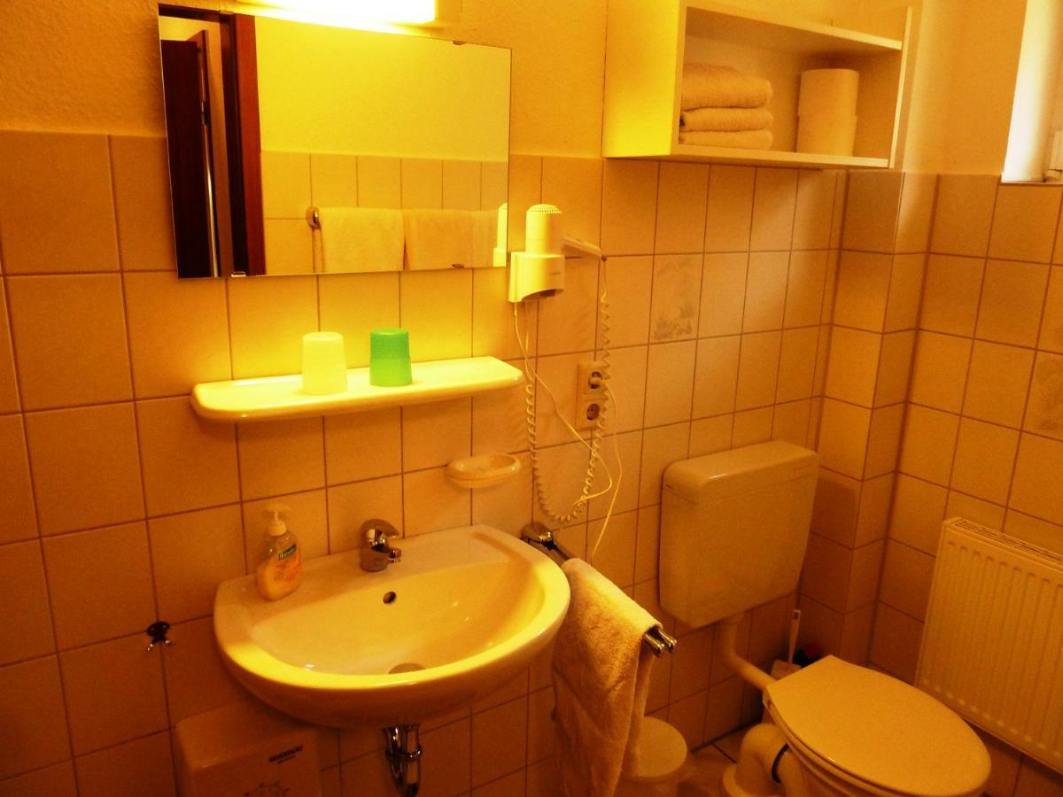 Ferienpension Lindenhof - Ferienwohnungen In Der Lueneburger Heide Marxen am Berge 外观 照片